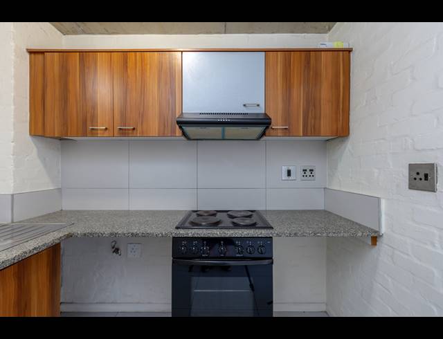 BEDROOM APARTMENT FOR SALE IN WOODSTOCK